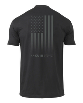 KUIU Vertical Flag Logo T-Shirt | Black