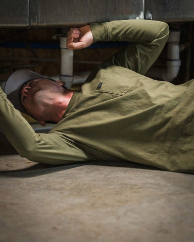 Outlet Workgrade LS Pocket Crew | Black